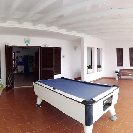 La Laguneta Aparthotel